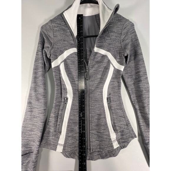 Lululemon Define Jacket Women's Size 2 Wee Are From Space Coal Fossil/White Zip - Picture 3 of 9